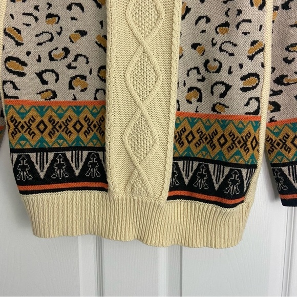 Flying Tomato Cardigan Sweater Ivory Aztec Tribal Leopard Mixed Print Open Sz L - Picture 11 of 11